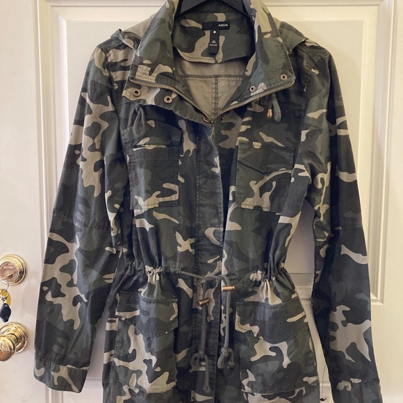 Bloomingdale's AQUA Camouflage Hooded Anorak/Style 17404/Sz L/NEW/REDUCED PRICE! - Picture 1 of 5